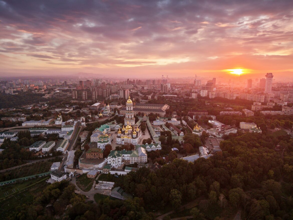 maksym-diachenko-q3ooy9WBXPs-unsplash